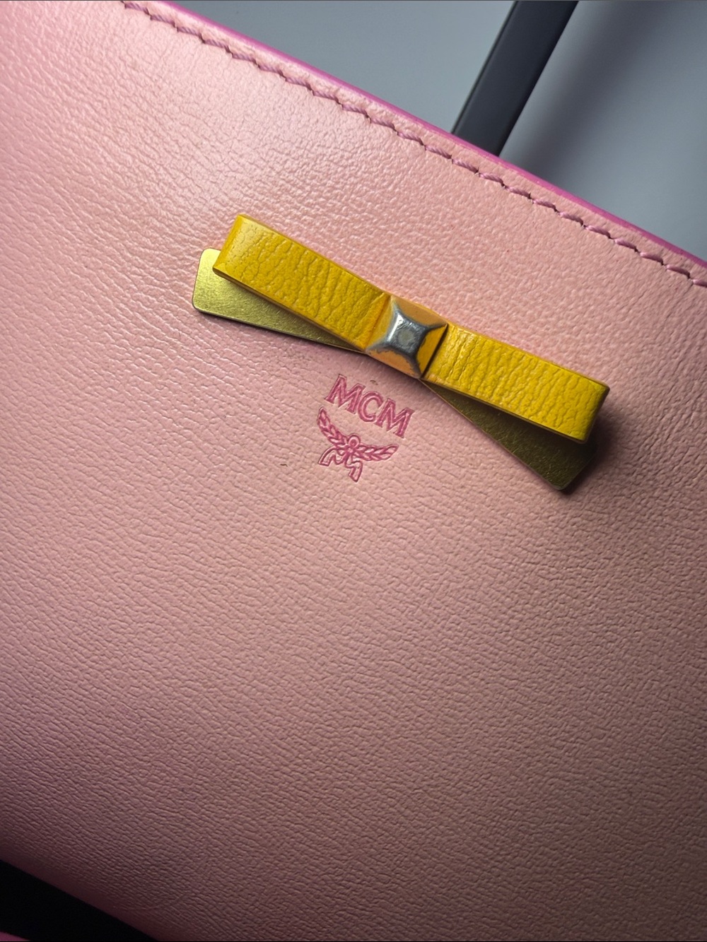 MCM Pink Leather Baguette Shoulder Bag | Bow Hardware Coquette Y2K - Picture 5 of 17